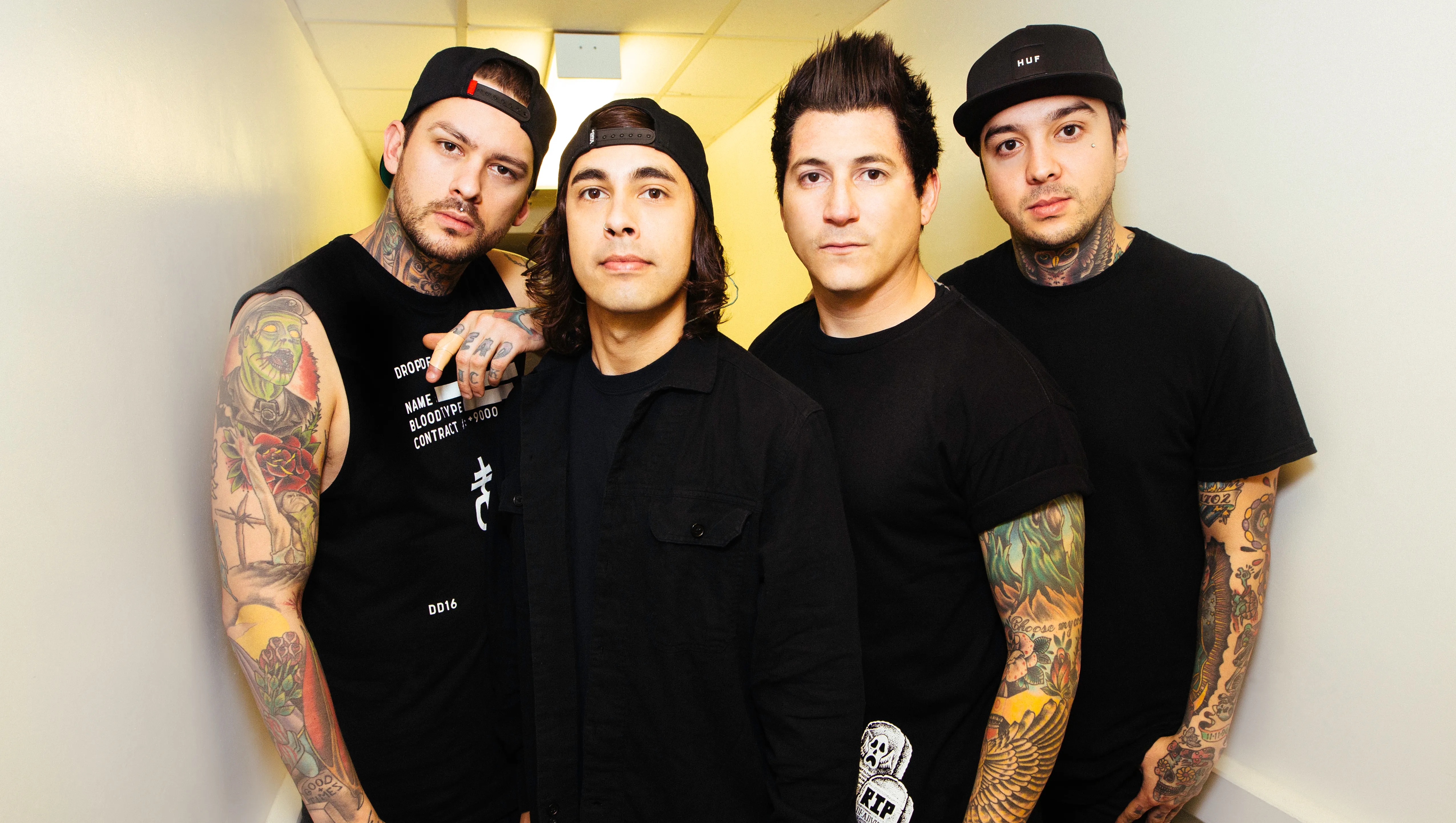 636281214444327737 Photo Credit Thomas Falcone - Pierce The Veil Store